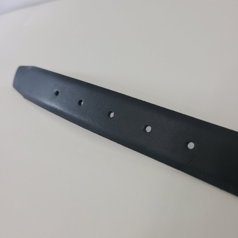 Yves Saint Laurent Belt Smooth Leather Black Goldtone YSL Size 40 100CM Unisex - Picture 6 of 8